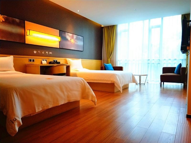 IU Hotel (Suzhou Dushu Lake Moon Bay Metro Station) 30/54