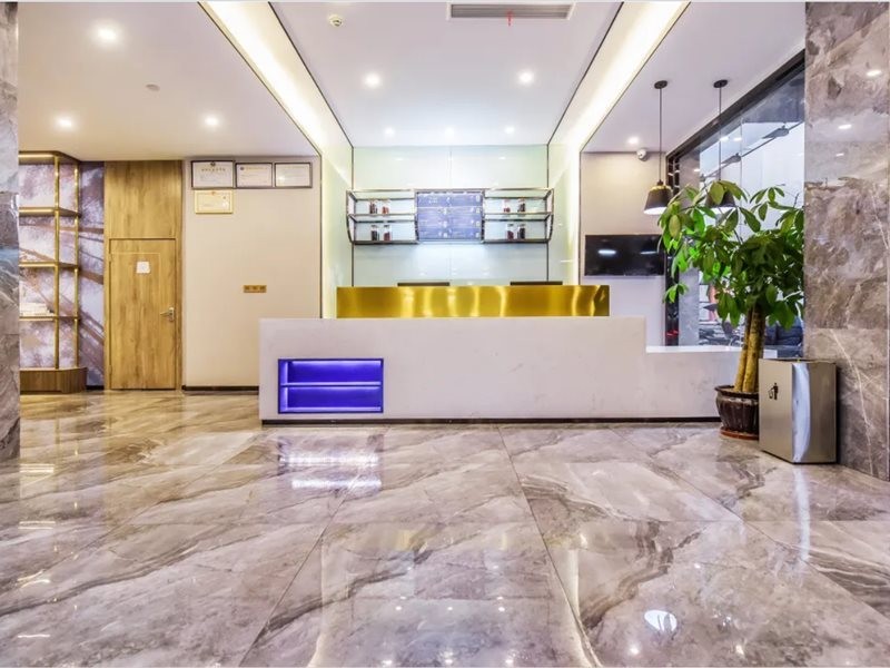 7 Days Inn (Rongchang Commercial Pedestrian Street) 20/28