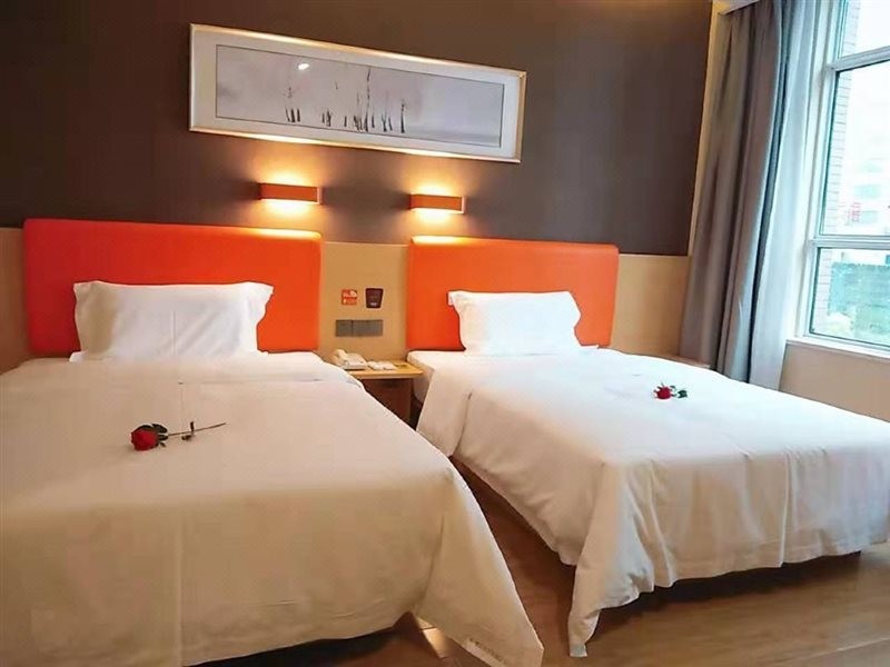 7 Premium Hotel (Huai'an Zhou Enlai Memorial Hall Yonghuai East Road) 17/27