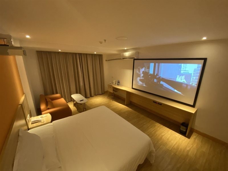 7 Days Inn (Zhuhai Haiquanwan Pingsha) 39/55