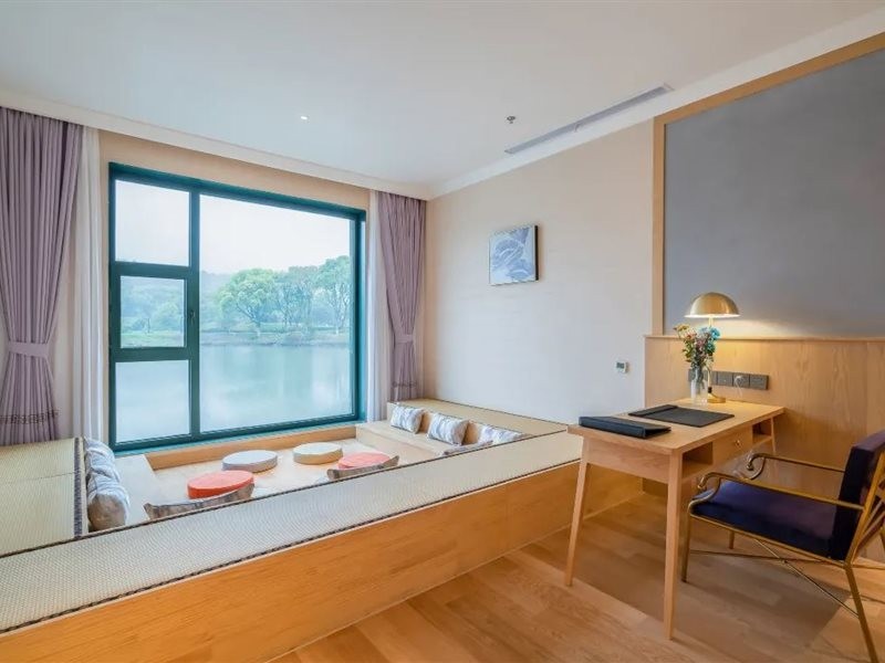 Jiulong Bay Garden Rezen Hotel 12/25