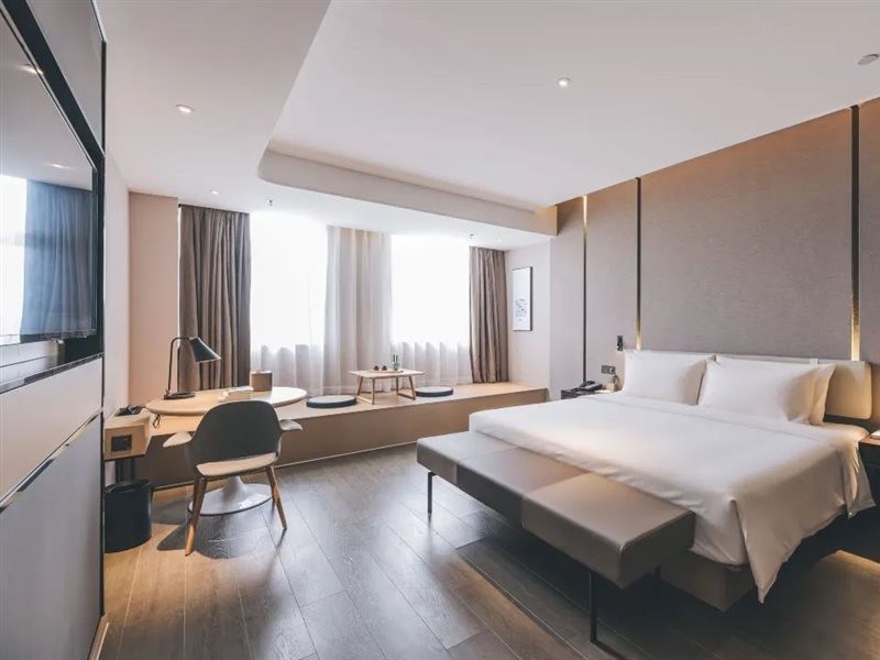 Atour Hotel (Jiangyin Binjiang Middle Road Sports Center) 12/28