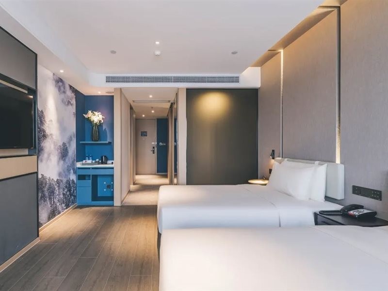 Atour Hotel (Jiangyin Binjiang Middle Road Sports Center) 14/28