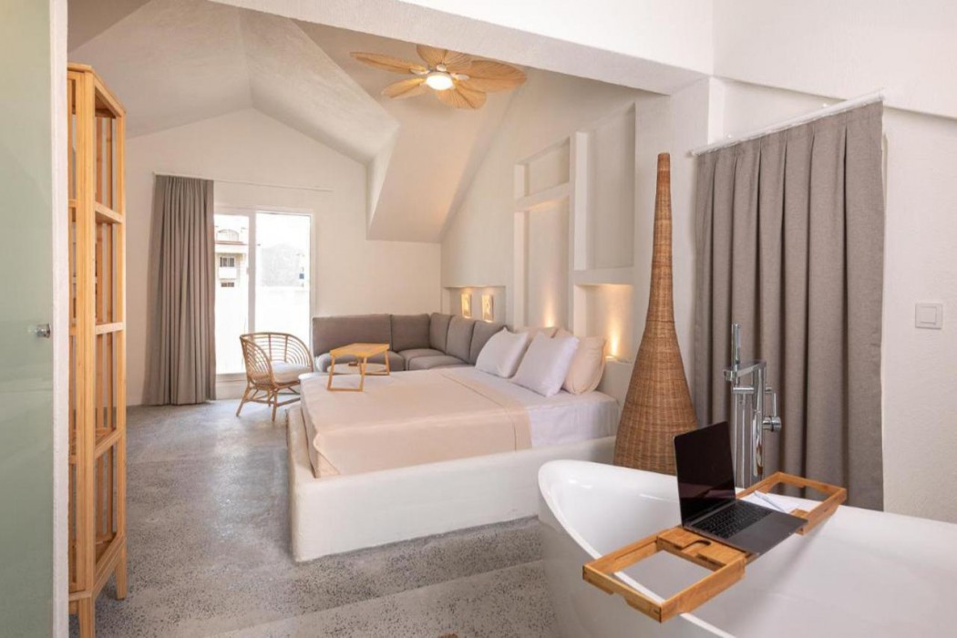 L Olive Homes 21/66