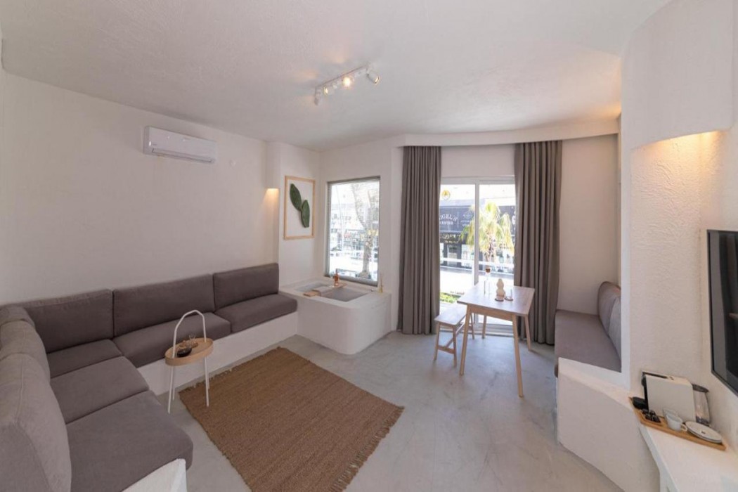 L Olive Homes 16/66