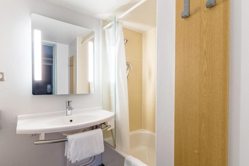 B&B HOTEL Tours Nord 1 Val de Loire 9/27