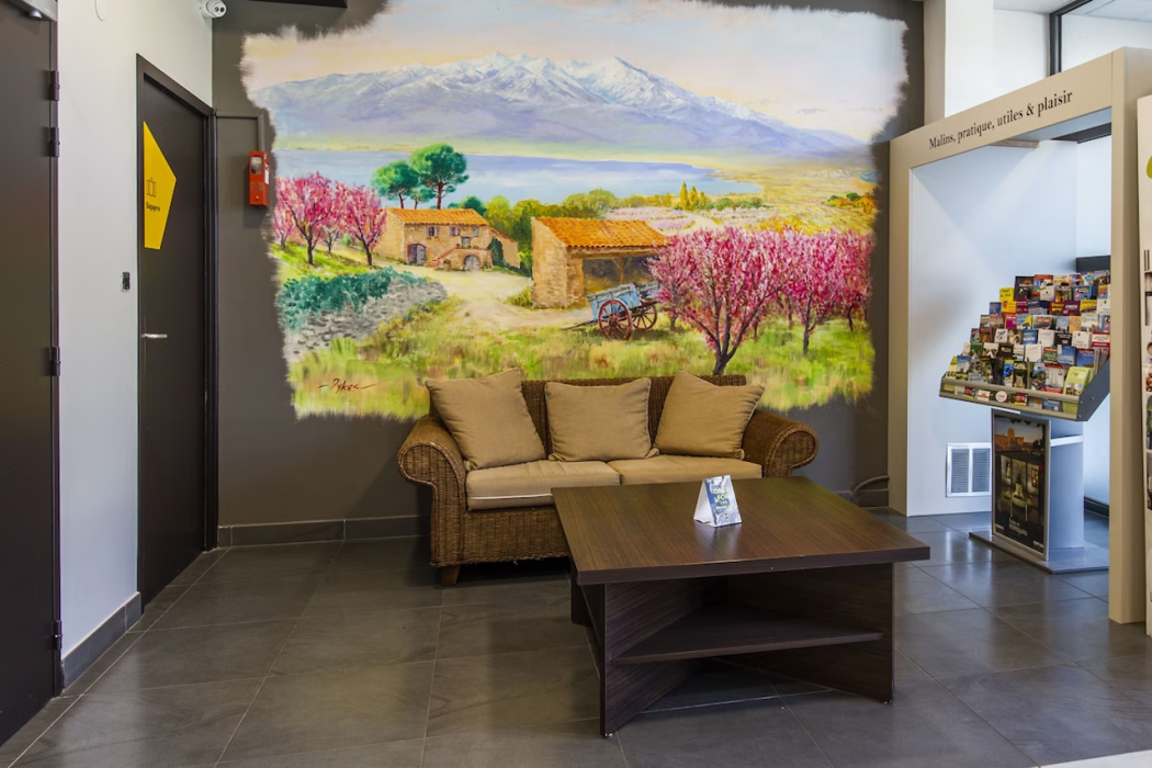 Lobby at B&B HOTEL Perpignan Saleilles, SALEILLES