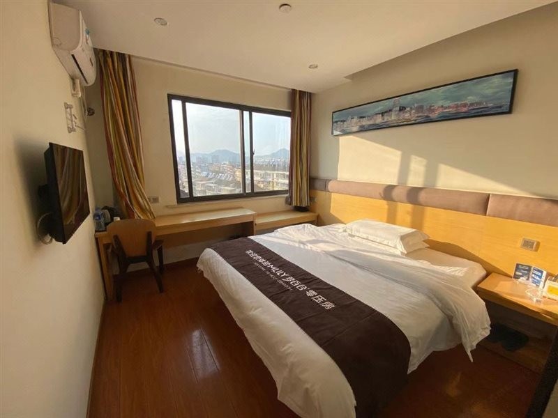 7 Days Inn (Ningguo Ningcheng North Road) 19/29