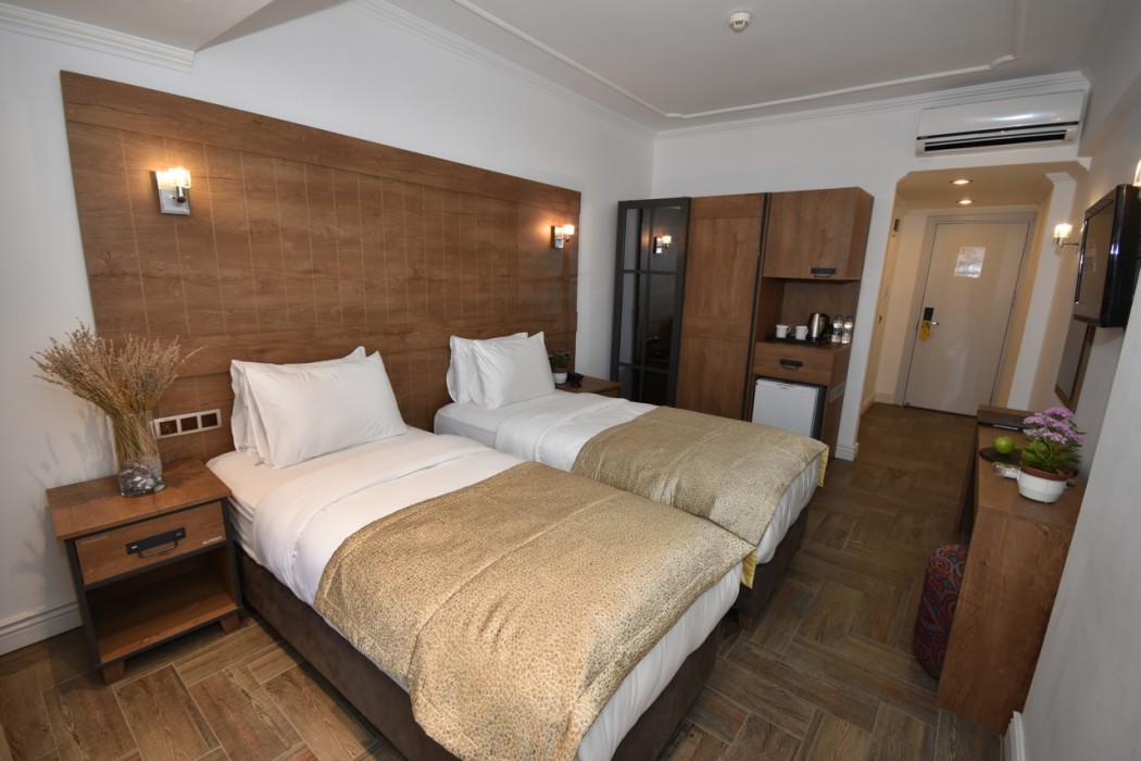 Aurasia Beach Hotel 18/69