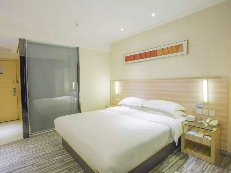 City Comfort Inn Bama Shouxiang Avenue 27/54