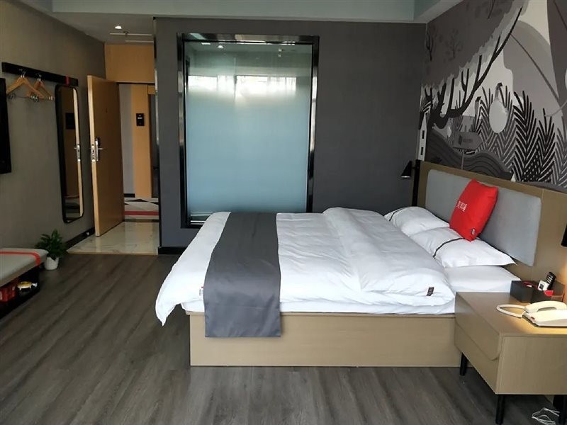Shangkeyou chain hotel (Guigang Gangnan district government store) 2/4