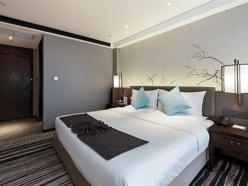 Rezen Dong Hotel (Chongqing Guanyinqiao) photo3