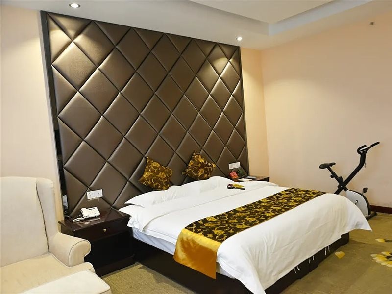 Yingrui International Hotel 8/21