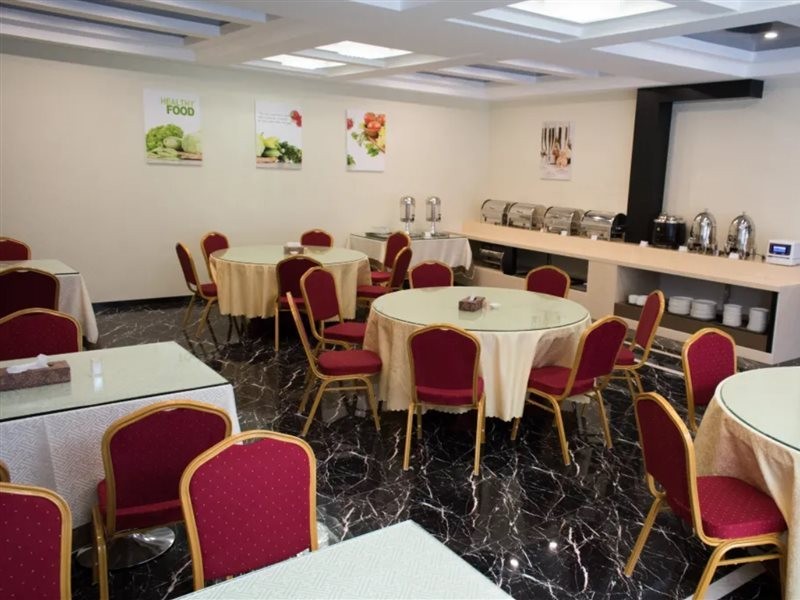Taiyangcheng Hotel 14/24