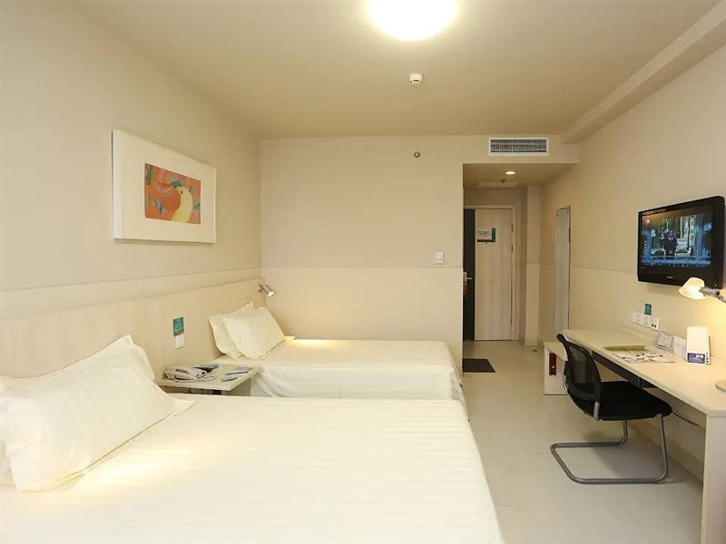 Jinjiang Inn (Tianjin South Railway Station) photo2
