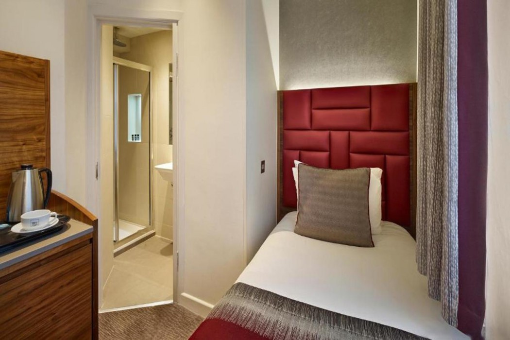 Norfolk Towers Paddington 4/33