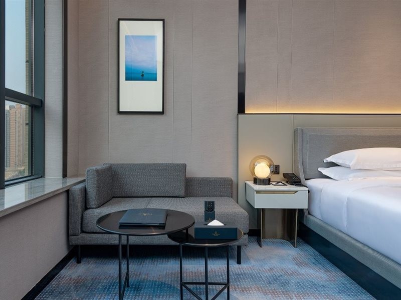 One City Rezen Hotel 14/46