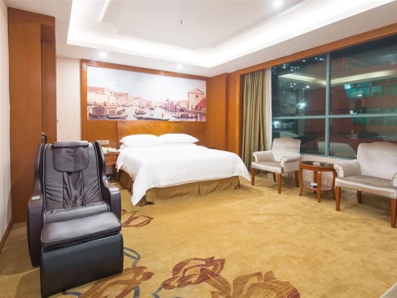 Vienna 3 Best Hotel (Shenzhen Pinghu Fumin Road) photo3