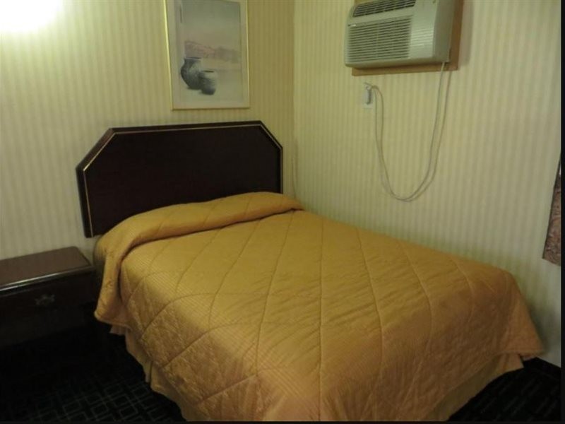 Budget Inn Hollywood 19/32