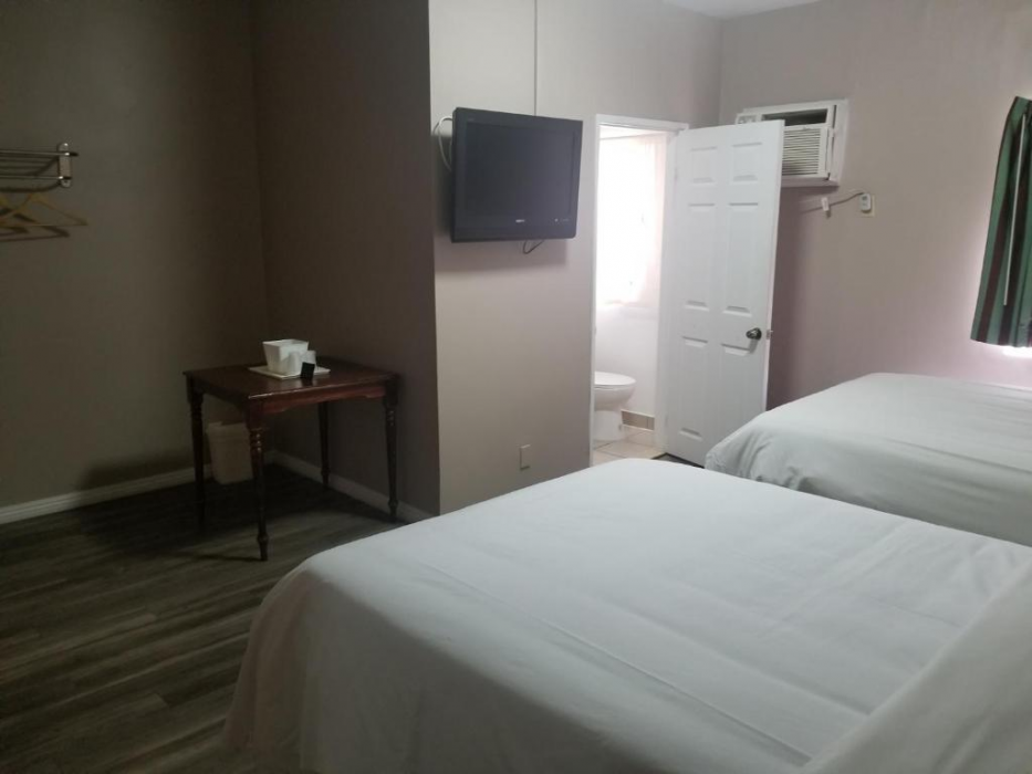 Budget Inn Hollywood 4/32