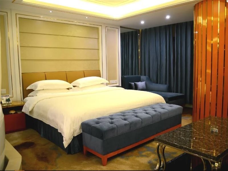 Tiancheng Plaza Hotel 8/21
