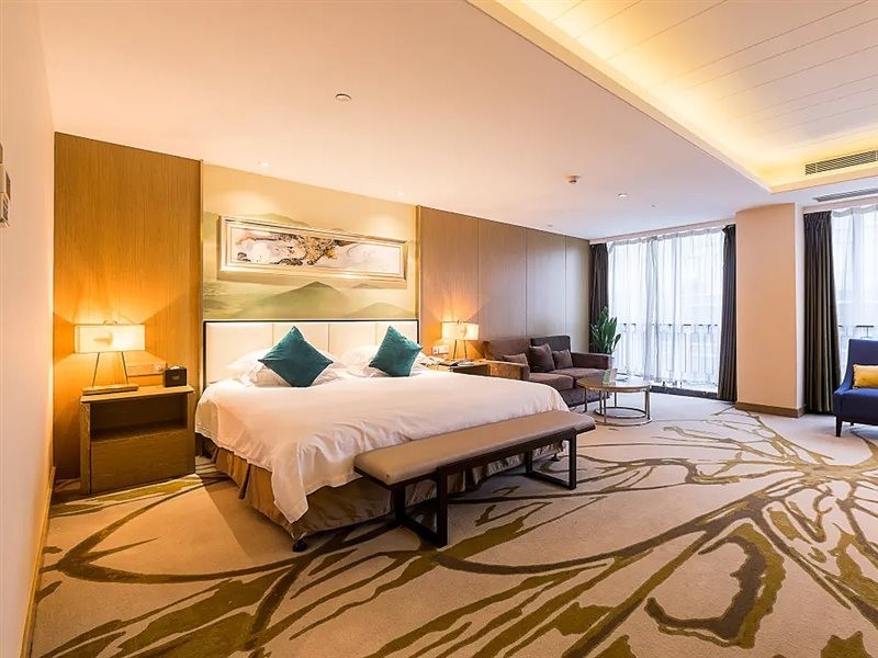 Sky Fortune Hotel 1/4