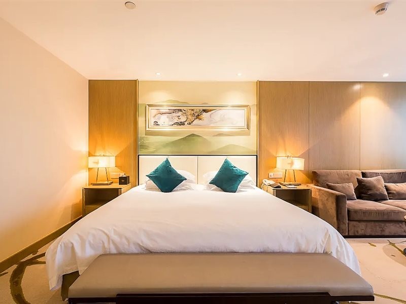 Sky Fortune Hotel 2/4