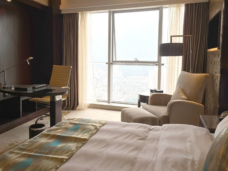Huaguoshan Rongxin Hotel 8/27