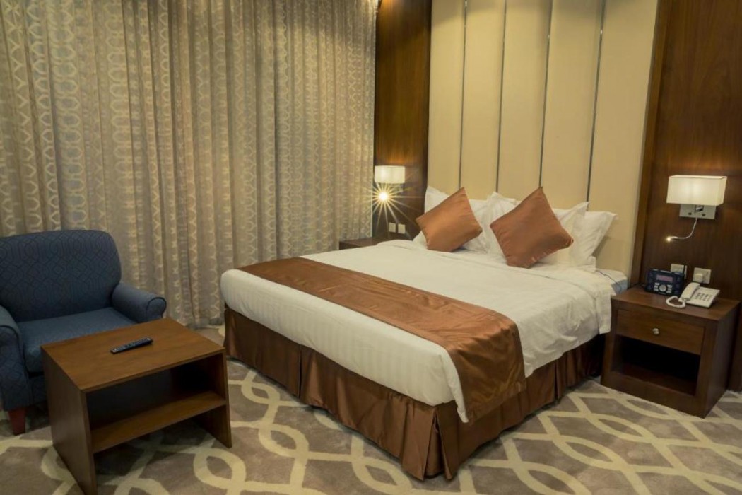 اثنان وتسعون شقة(Ninety Two Apartment) 8/21