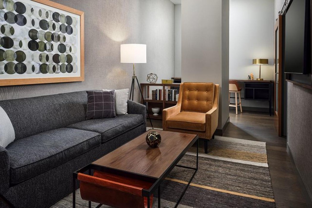 The Slate Hotel Denver Downtown Tapestry By Hilton 15/90