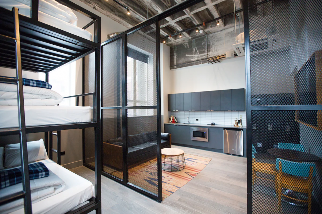 The Chicago Hotel Collection River North 8/60