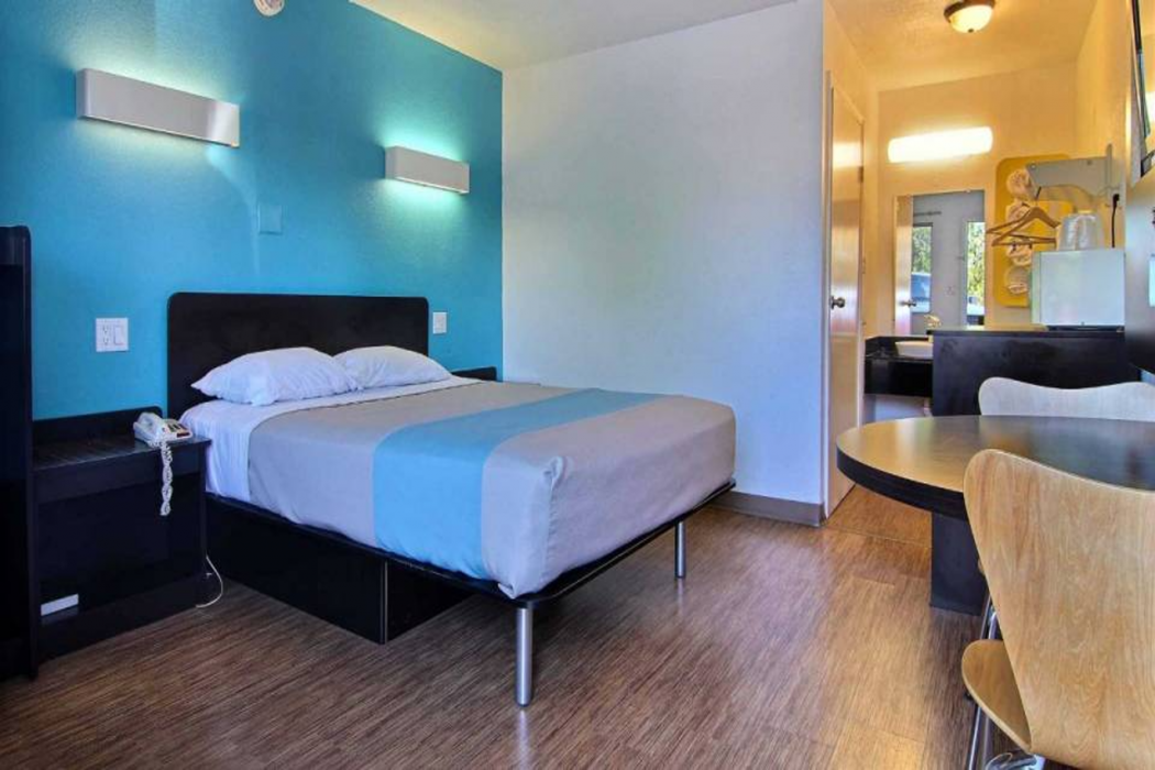 Motel6 Carlsbad, NM 17/47