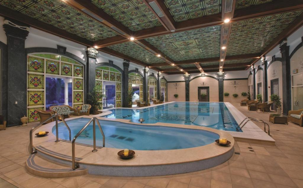 منتجع وسبا صن سيت بيتش مارينا(Sunset Beach Resort Marina & Spa) 122/243