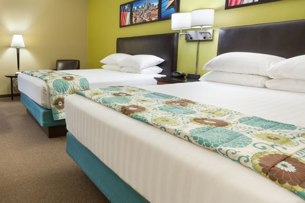 Heritage Inn & Suites The Woodlands, Trademark by Wyndham 16/60
