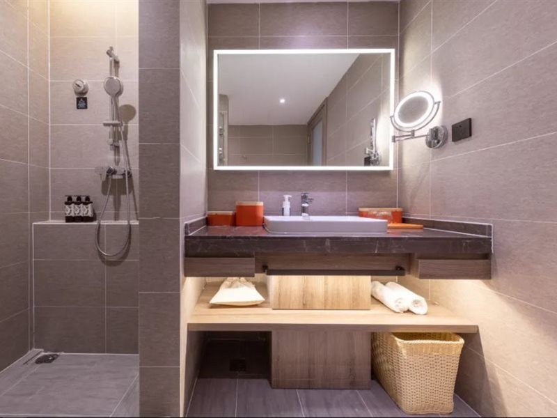 Wuhan Yaduo Optics valley Youth remittance Financial port hotel 9/10