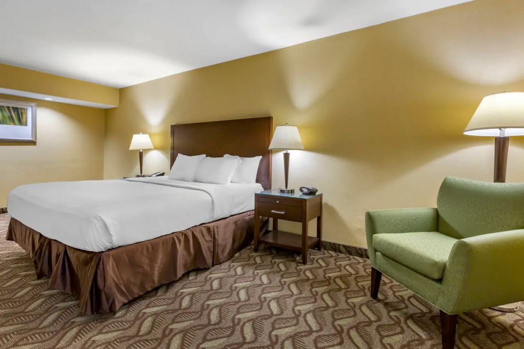 Clarion Inn and Suites Roswell, NM 11/20