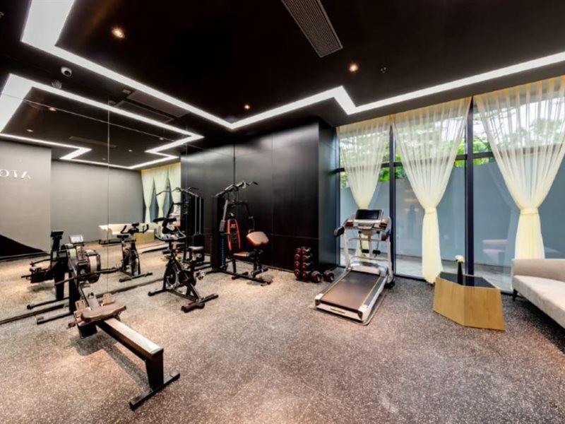 Atour Hotel Kunming South High Speed Railway Station University Town 35/56