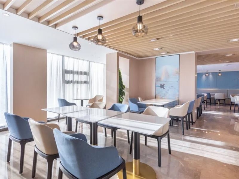 Atour Hotel Kunming South High Speed Railway Station University Town 31/56