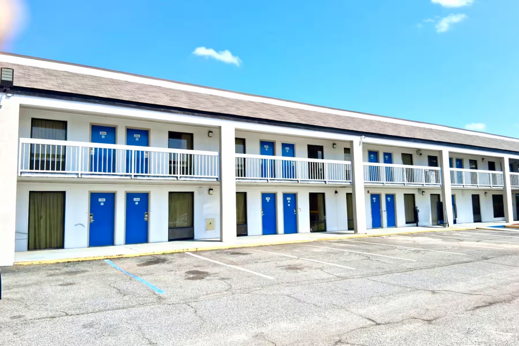 Baymont by Wyndham Metter secondary