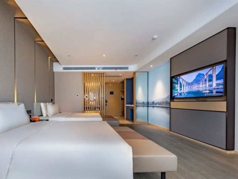 Atour Hotel Yunlong Lake China University of Mining and Technology Xuzhou 20/30