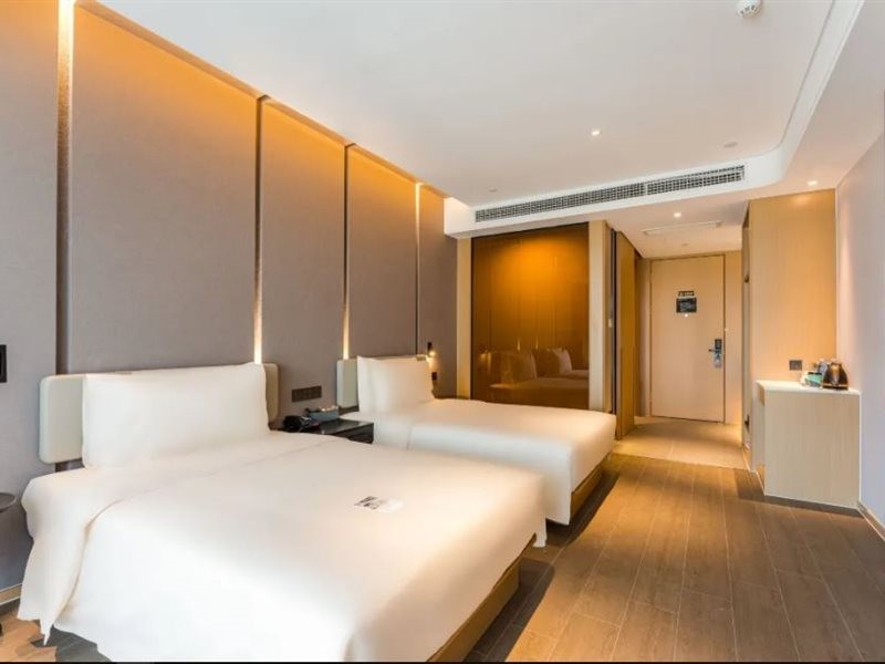 Atour Hotel (Suzhou Mudu Ancient Town Store) 35/60