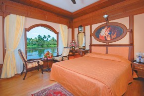Sterling Lake Palace Alleppey. 17/58