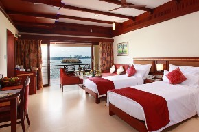 Sterling Lake Palace Alleppey. 16/58