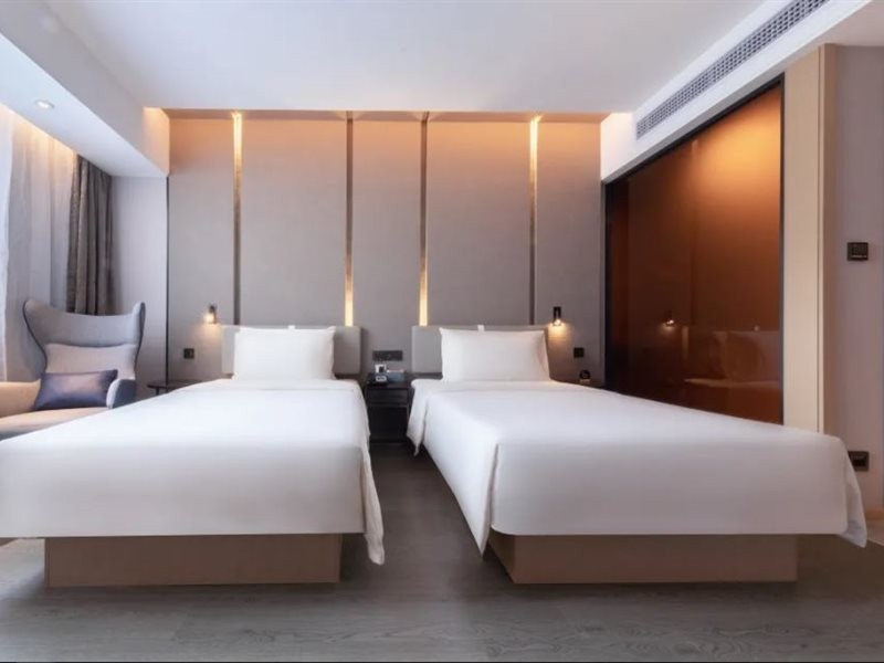 Atour Hotel Wuhan Jiedaokou Luojia Mountain 9/9