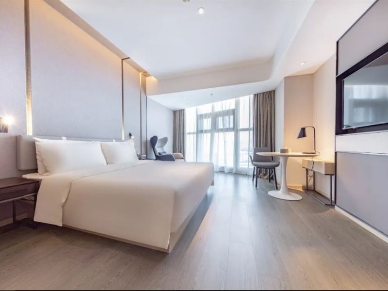 Atour Hotel Wuhan Jiedaokou Luojia Mountain 8/9