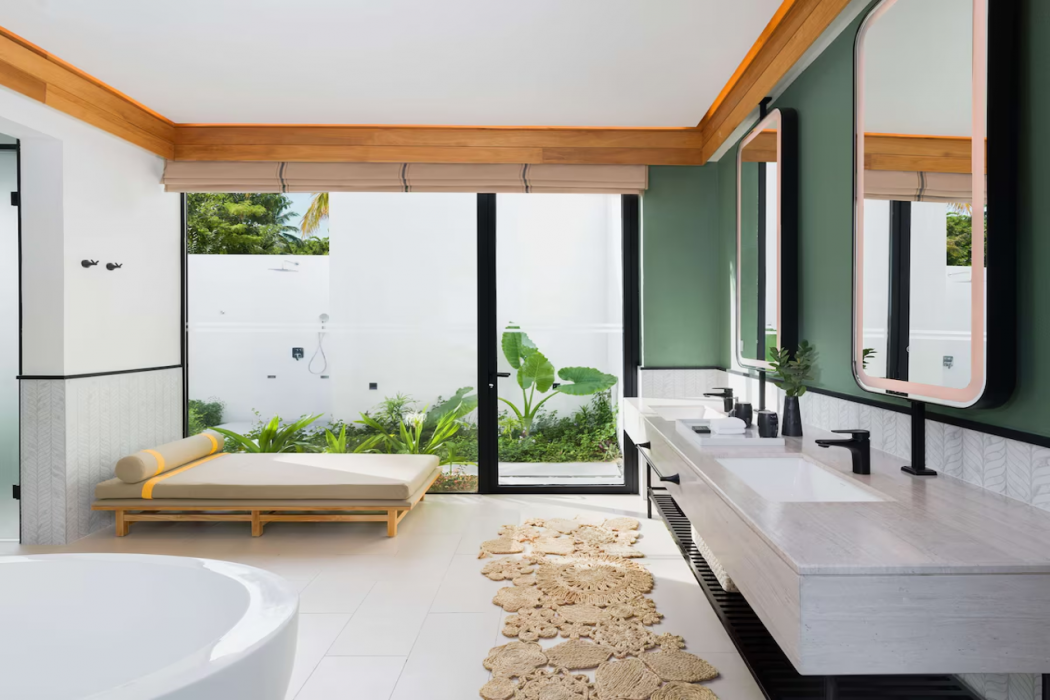 Hilton Maldives Amingiri Resort and Spa 8/72