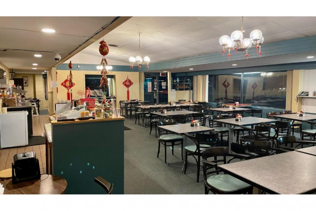 Lively Inn & Suites 40/61