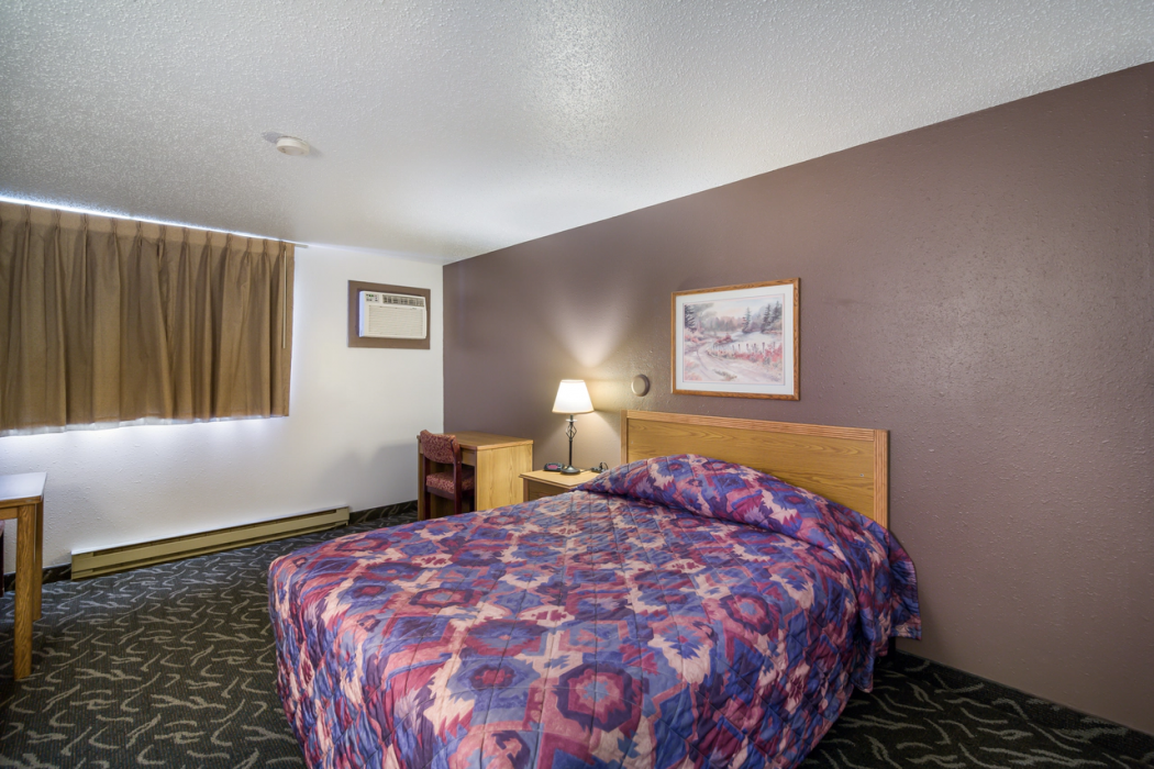 Rodeway Inn Gateway to Medora T-Roosevelt & Makoshika State Park 10/26