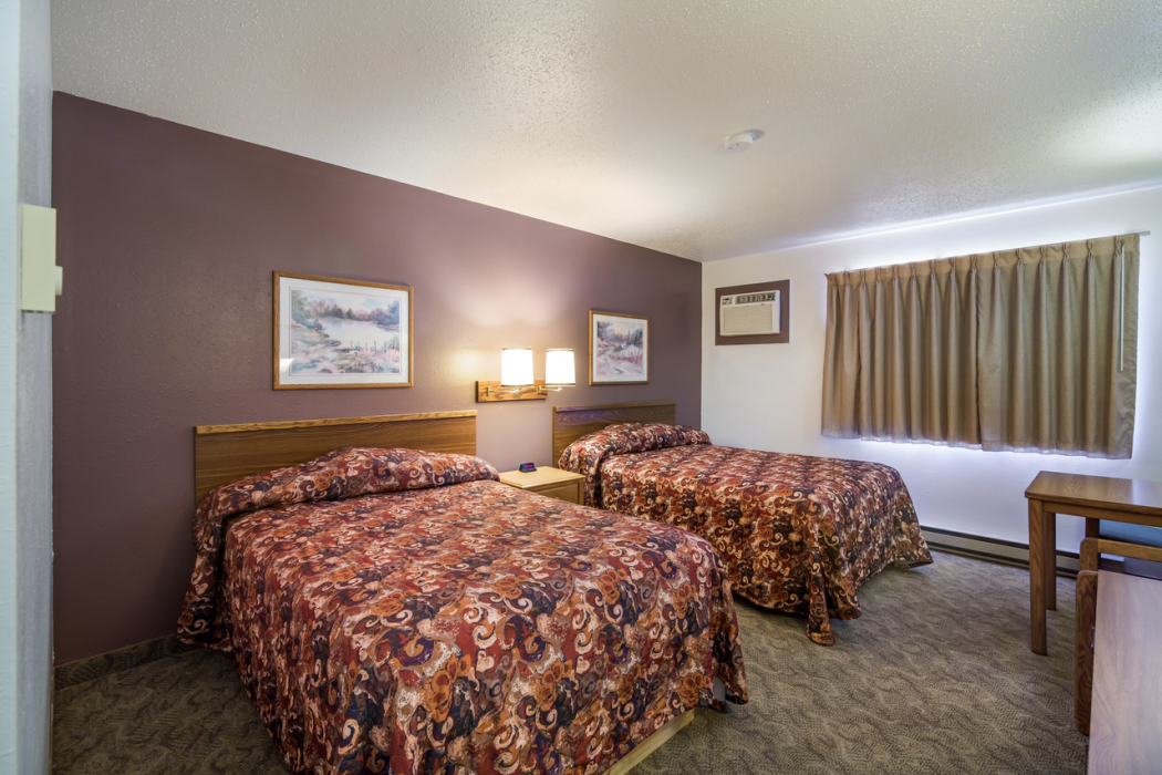 Rodeway Inn Gateway to Medora T-Roosevelt & Makoshika State Park 14/26