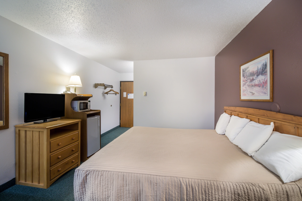Rodeway Inn Gateway to Medora T-Roosevelt & Makoshika State Park 11/26